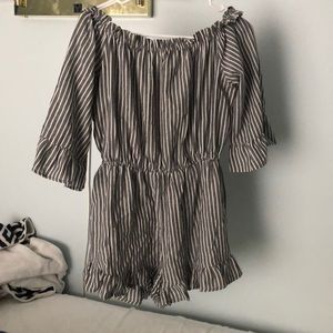 Discovery Clothing off the shoulder striped Romper
